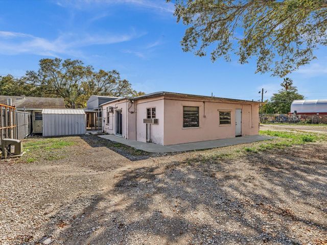 4901 SW 51st Street, Davie, FL 33314