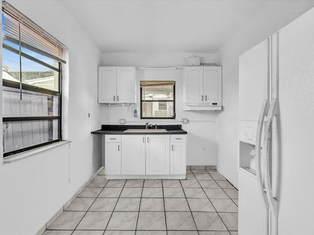 4901 SW 51st Street, Davie, FL 33314