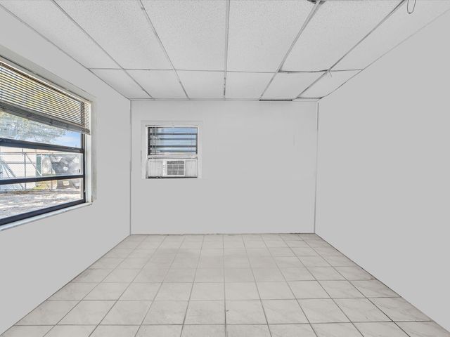 4901 SW 51st Street, Davie, FL 33314