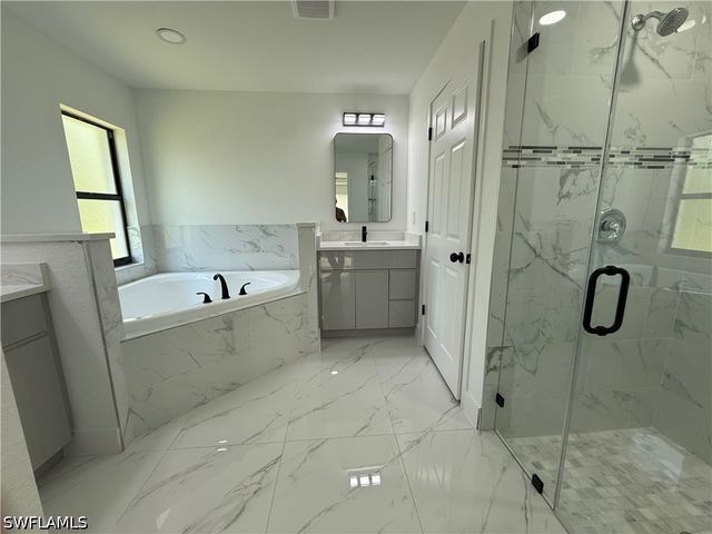 819 Congress AVE, Lehigh Acres, FL 33972