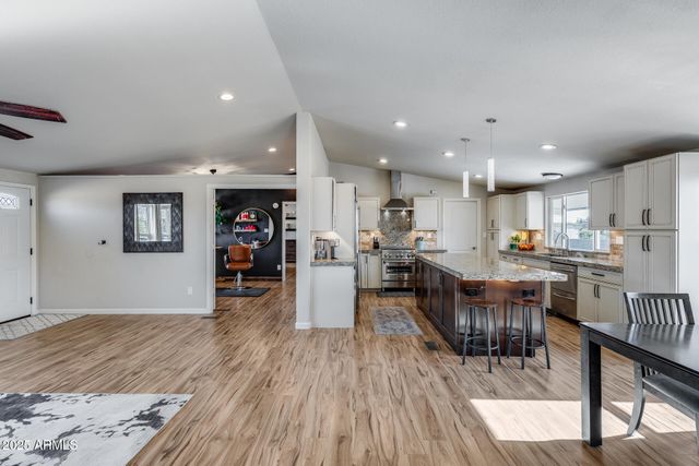 1815 E LA SALLE Road, Phoenix, AZ 85086