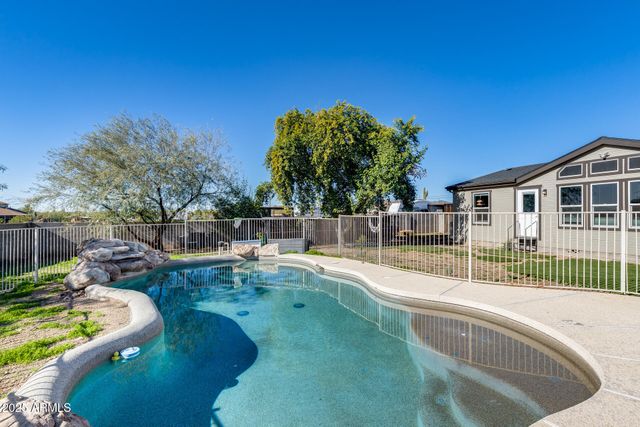 1815 E LA SALLE Road, Phoenix, AZ 85086