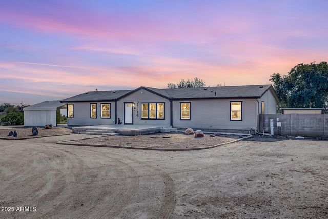 1815 E LA SALLE Road, Phoenix, AZ 85086