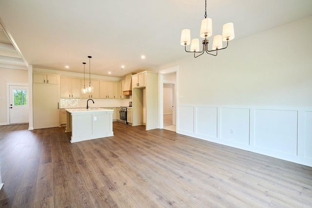 10573 W Miller Sardis Road, Bauxite, AR 72011