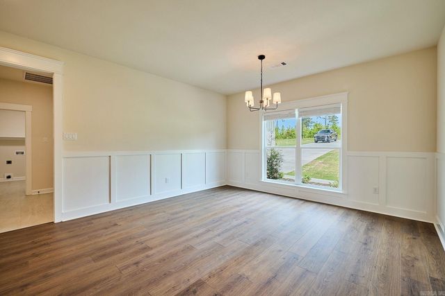 10573 W Miller Sardis Road, Bauxite, AR 72011