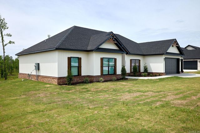 10573 W Miller Sardis Road, Bauxite, AR 72011