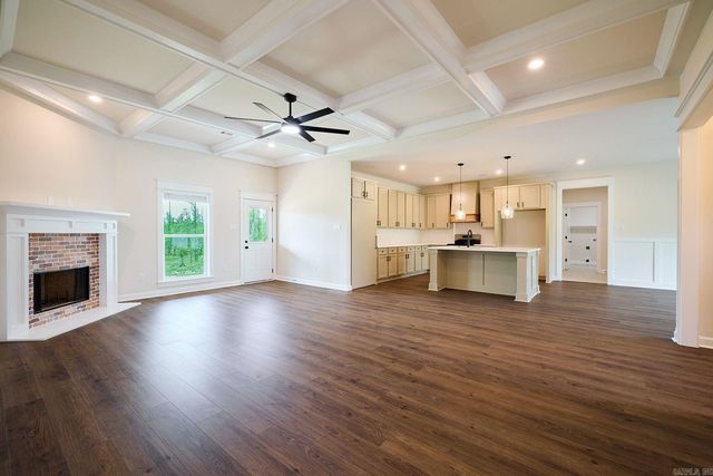 10573 W Miller Sardis Road, Bauxite, AR 72011