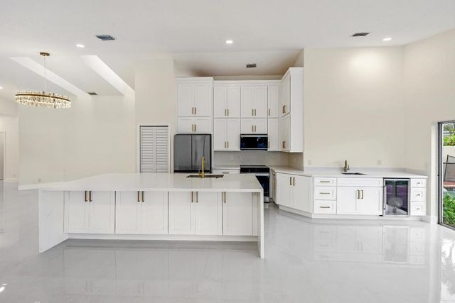 17277 Hampton Boulevard, Boca Raton, FL 33496