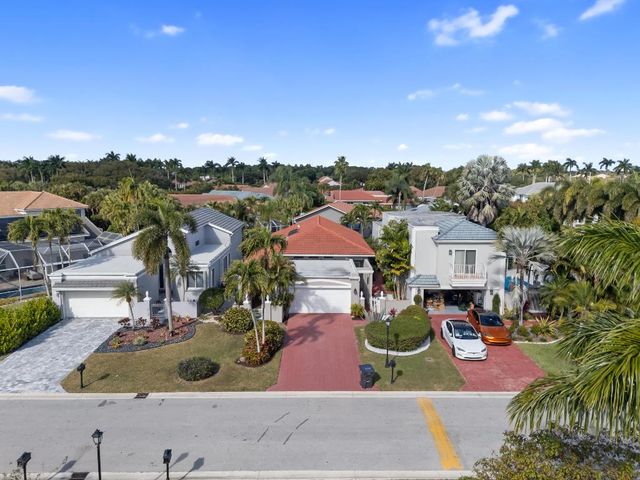 17277 Hampton Boulevard, Boca Raton, FL 33496