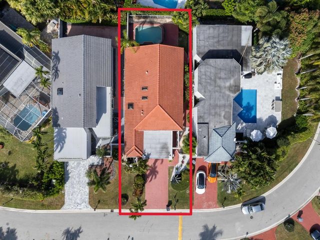 17277 Hampton Boulevard, Boca Raton, FL 33496