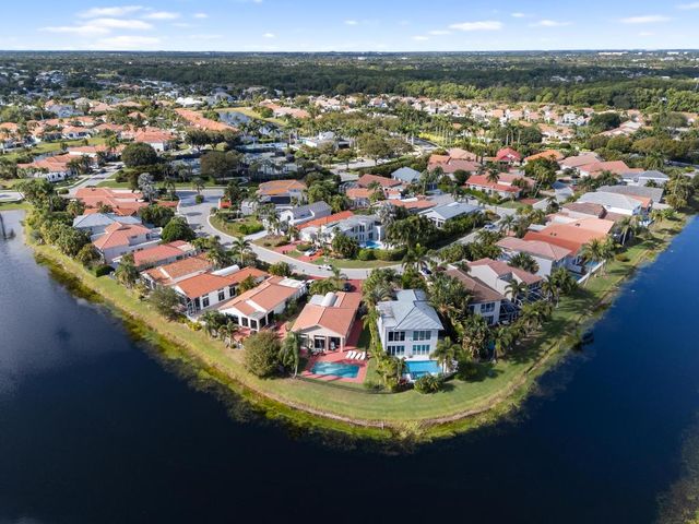 17277 Hampton Boulevard, Boca Raton, FL 33496