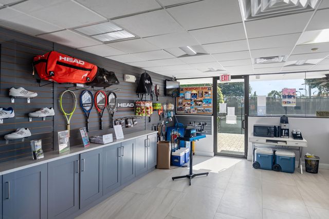 17277 Hampton Boulevard, Boca Raton, FL 33496