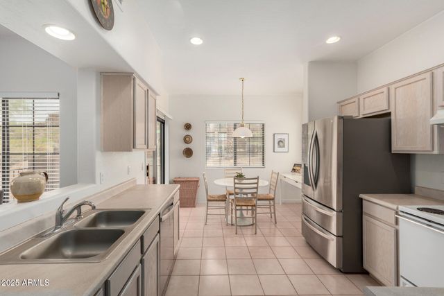 13855 N Mirage Heights Court 204, Fountain Hills, AZ 85268