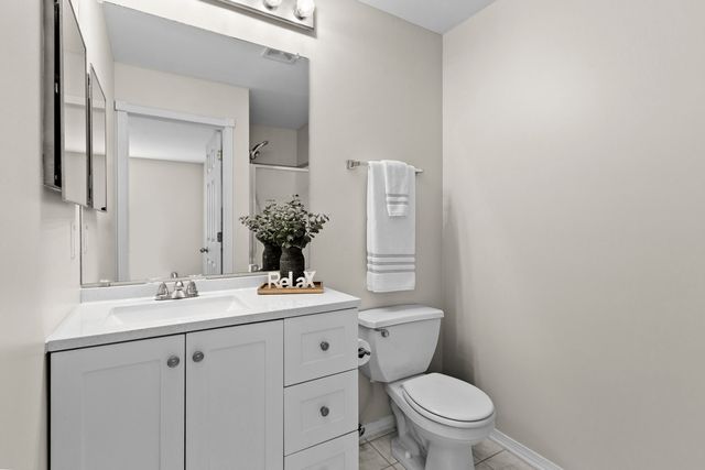 400 Sturdy Road 5b, Valparaiso, IN 46383