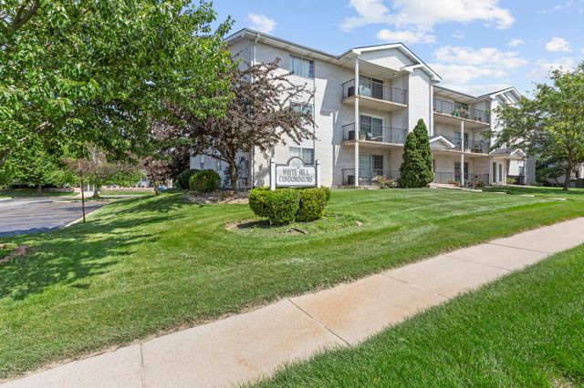 400 Sturdy Road 5b, Valparaiso, IN 46383
