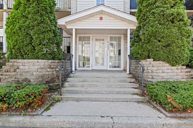 400 Sturdy Road 5b, Valparaiso, IN 46383