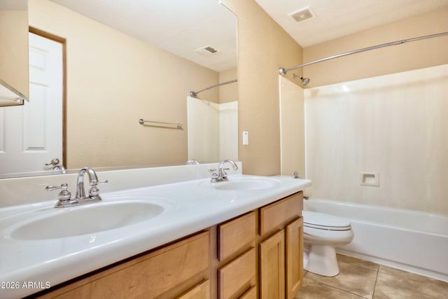 15273 W ROANOKE Avenue, Goodyear, AZ 85395