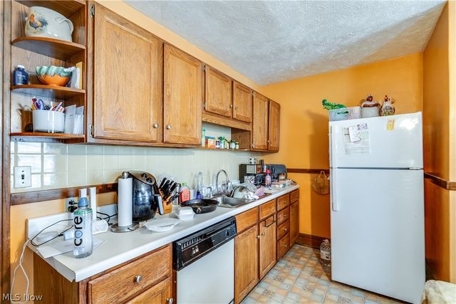 21840 Miller Avenue, Euclid, OH 44119