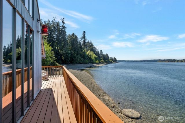 11901 Larson Road, Anderson Island, WA 98303