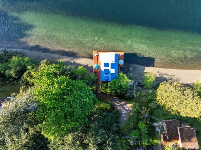 11901 Larson Road, Anderson Island, WA 98303