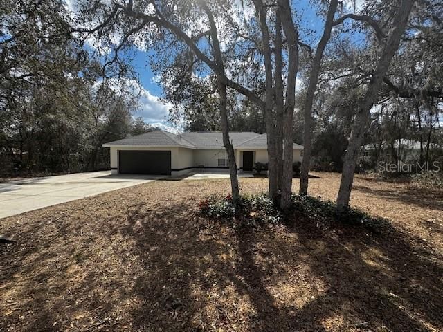 76 FISHER WAY TRAIL, Ocklawaha, FL 32179