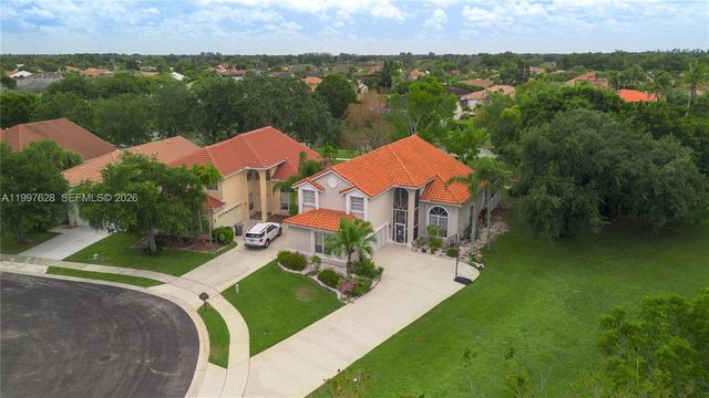 10974 N Danbury Way, Boca Raton, FL 33498