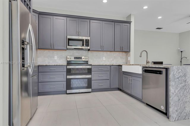 10974 N Danbury Way, Boca Raton, FL 33498