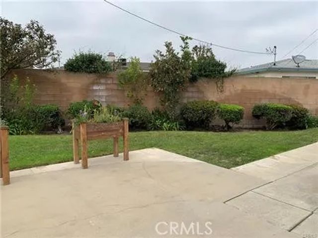 22815 Elm Avenue, Torrance, CA 90505