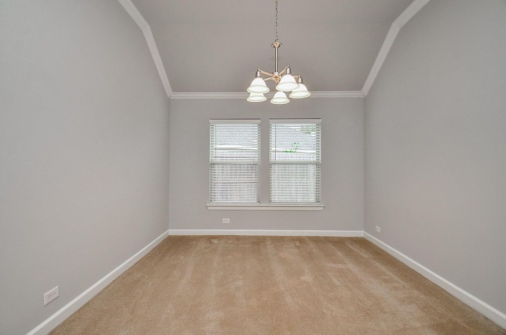 Image 12 of property listing at 19007 Logan Star Court, Richmond, TX 77407