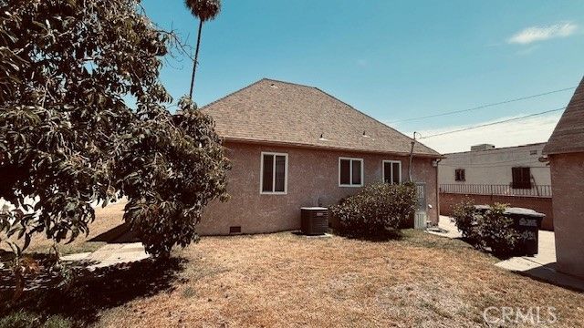 6014 Hereford, Los Angeles, CA 90022