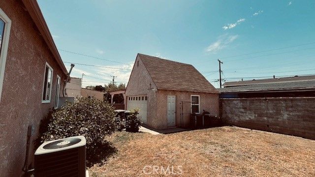 6014 Hereford, Los Angeles, CA 90022