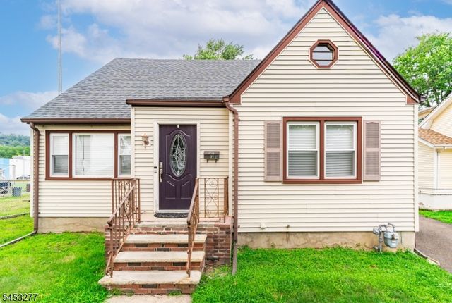 97 Elberon Ave, Hawthorne Boro, NJ 07506