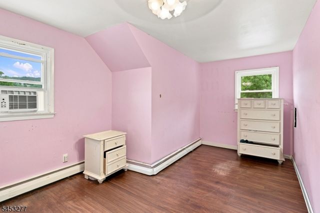 97 Elberon Ave, Hawthorne Boro, NJ 07506