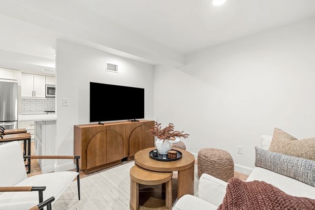 115 Washington Street 2A, Winchester, MA 01890