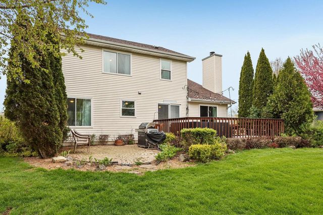 8570 Whitney DRIVE, Oak Creek, WI 53154