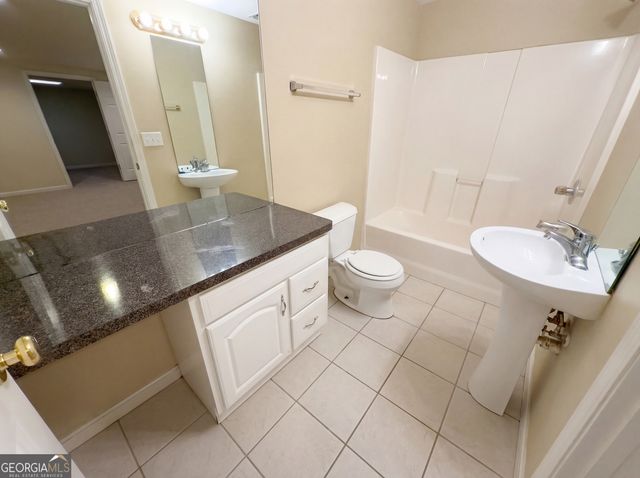 2582 Ramblewood Court, Acworth, GA 30102