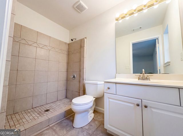 2582 Ramblewood Court, Acworth, GA 30102