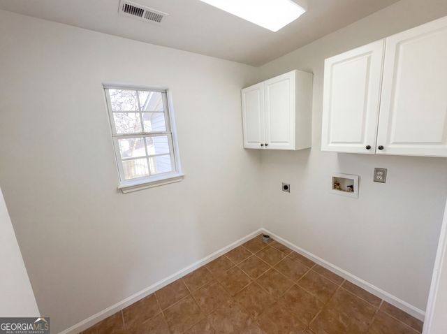 2582 Ramblewood Court, Acworth, GA 30102