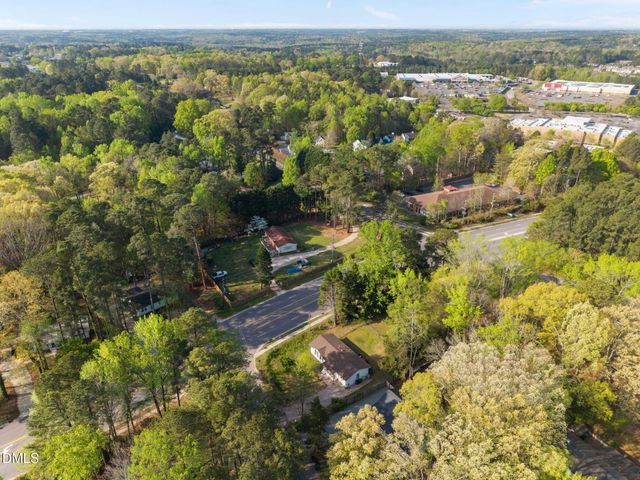 6901 Baywood Drive, Raleigh, NC 27613