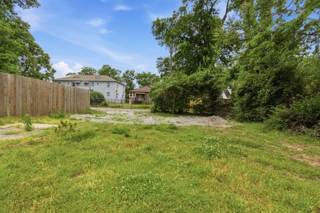 1909 Heiman St, Nashville, TN 37208