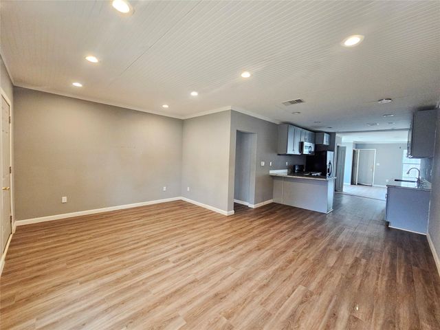 1023 Meyer Street, Sealy, TX 77474