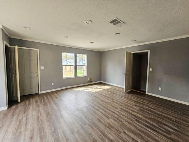 1023 Meyer Street, Sealy, TX 77474