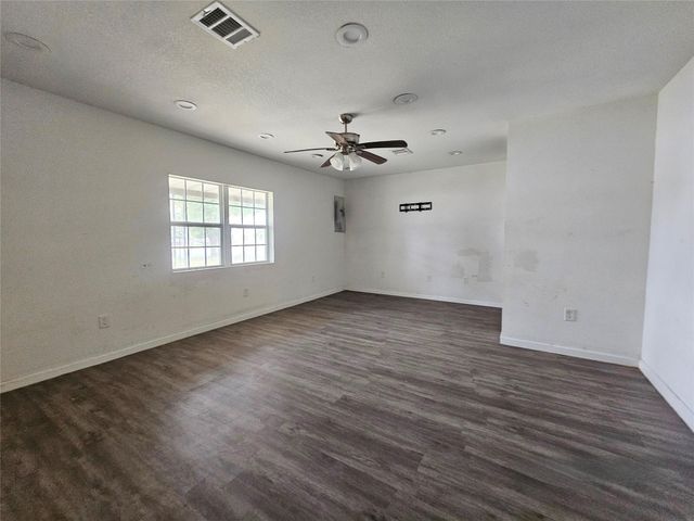 1023 Meyer Street, Sealy, TX 77474