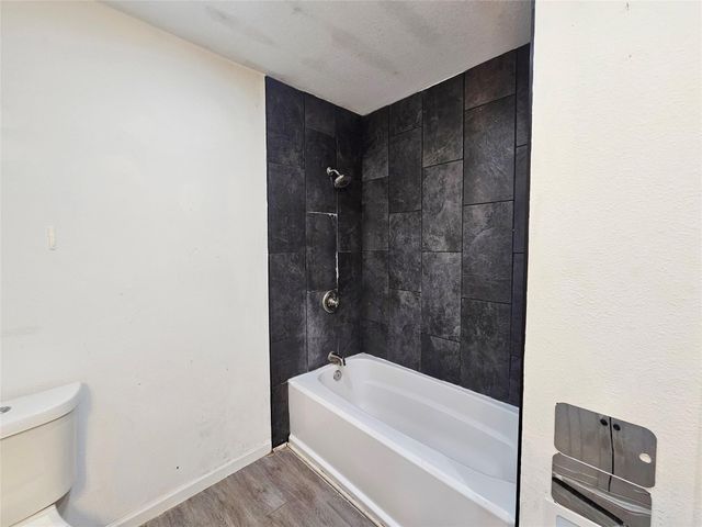 1023 Meyer Street, Sealy, TX 77474