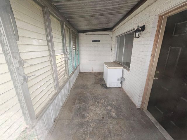 1023 Meyer Street, Sealy, TX 77474