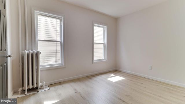 236 N BROADWAY, Gloucester City, NJ 08030