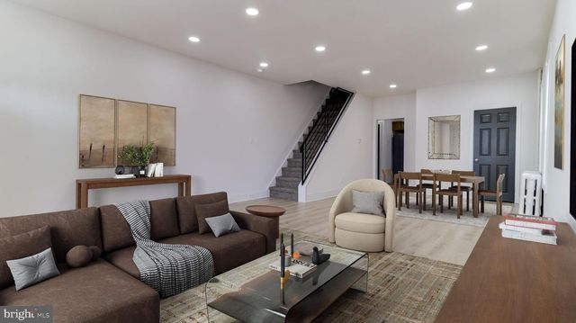 236 N BROADWAY, Gloucester City, NJ 08030