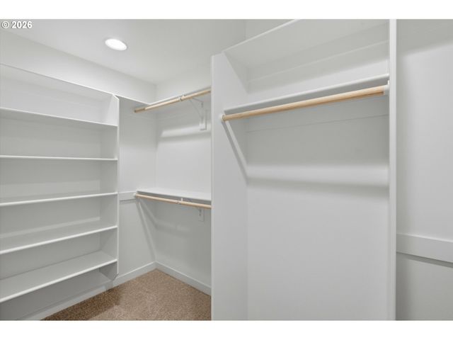 486 E Wilson St, Carlton, OR 97111