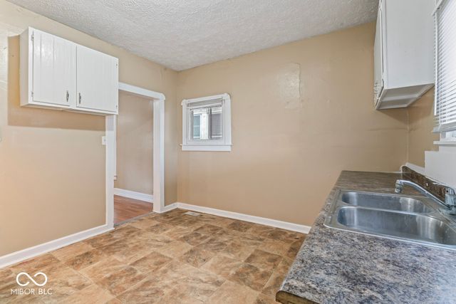 1512 English Avenue, Indianapolis, IN 46201