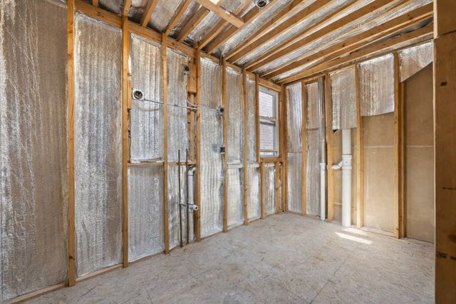 1527 W 18th Place, Chicago, IL 60608